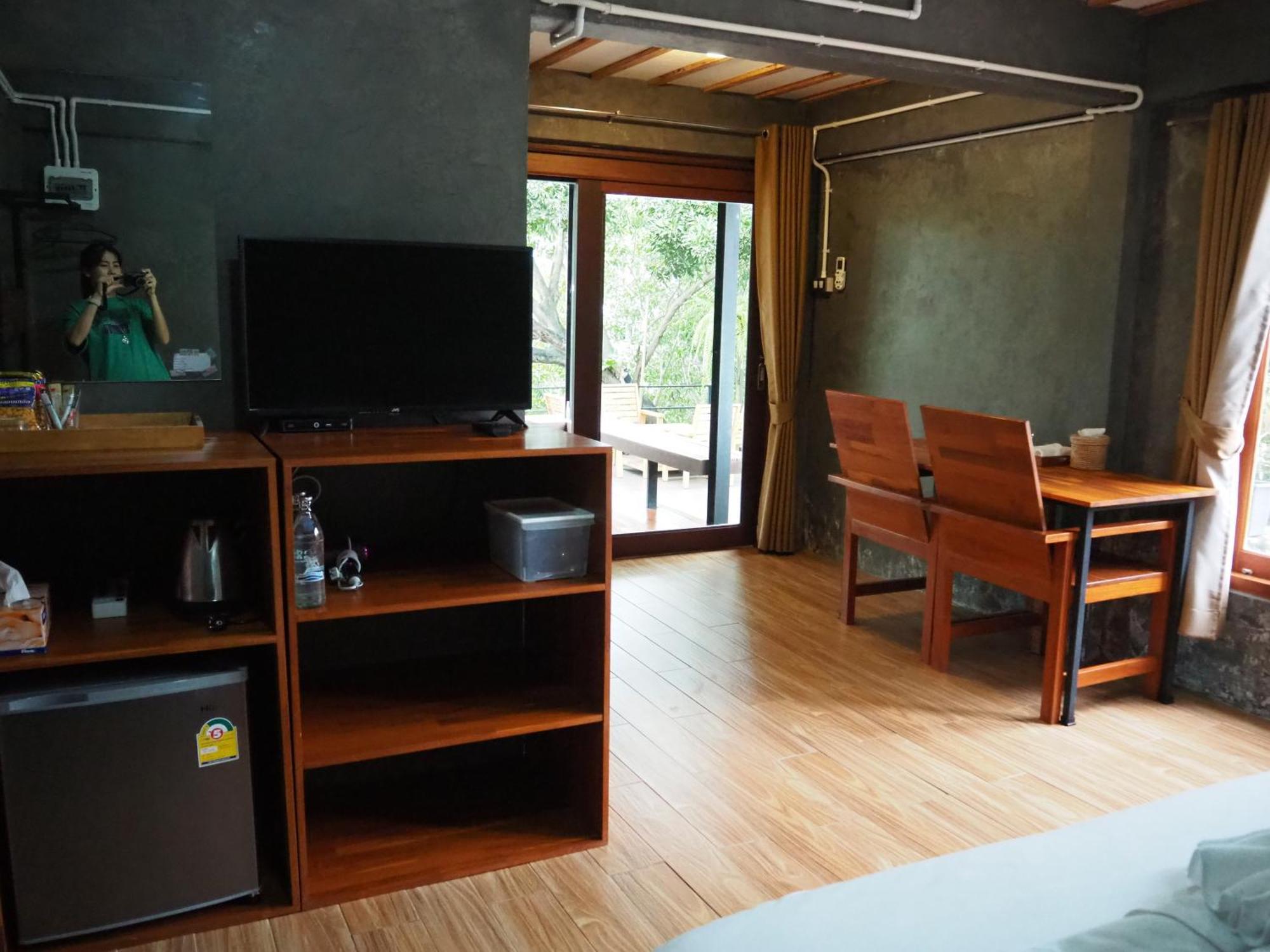 Banmai87 Guest House บ้านไม้87 เกสต์เฮ้าส์ Аюттхая Экстерьер фото